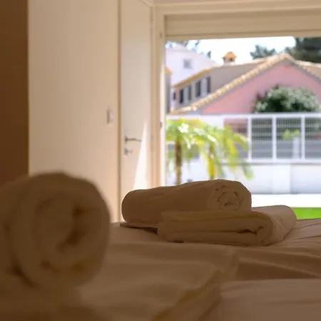Surfie Surf Beach E Adventure Villa *