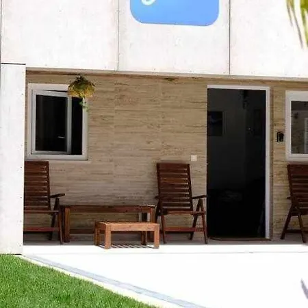 Surfie Surf Beach E Adventure Villa Aroeira (Setubal)